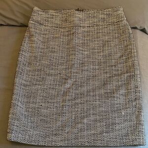 LOFT Black and White Textured Pencil Skirt